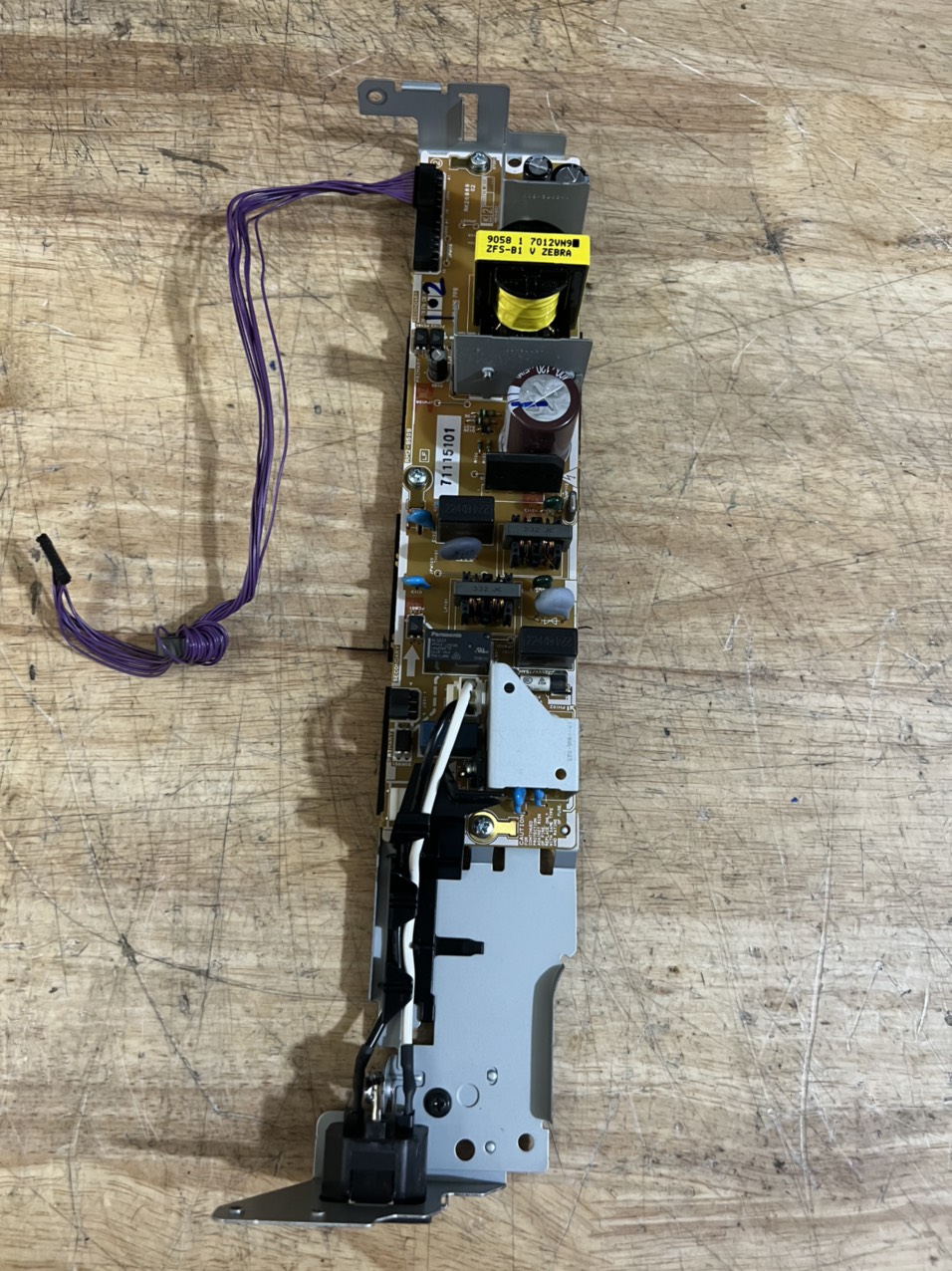 Board nguồn máy in HP Color LaserJet Pro M154a (T6B51A)